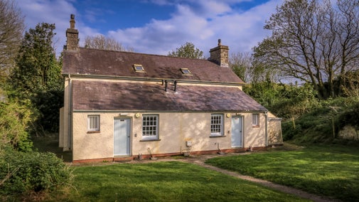 The exterior of Stackpole Quay Cottage 2, Pembrokeshire